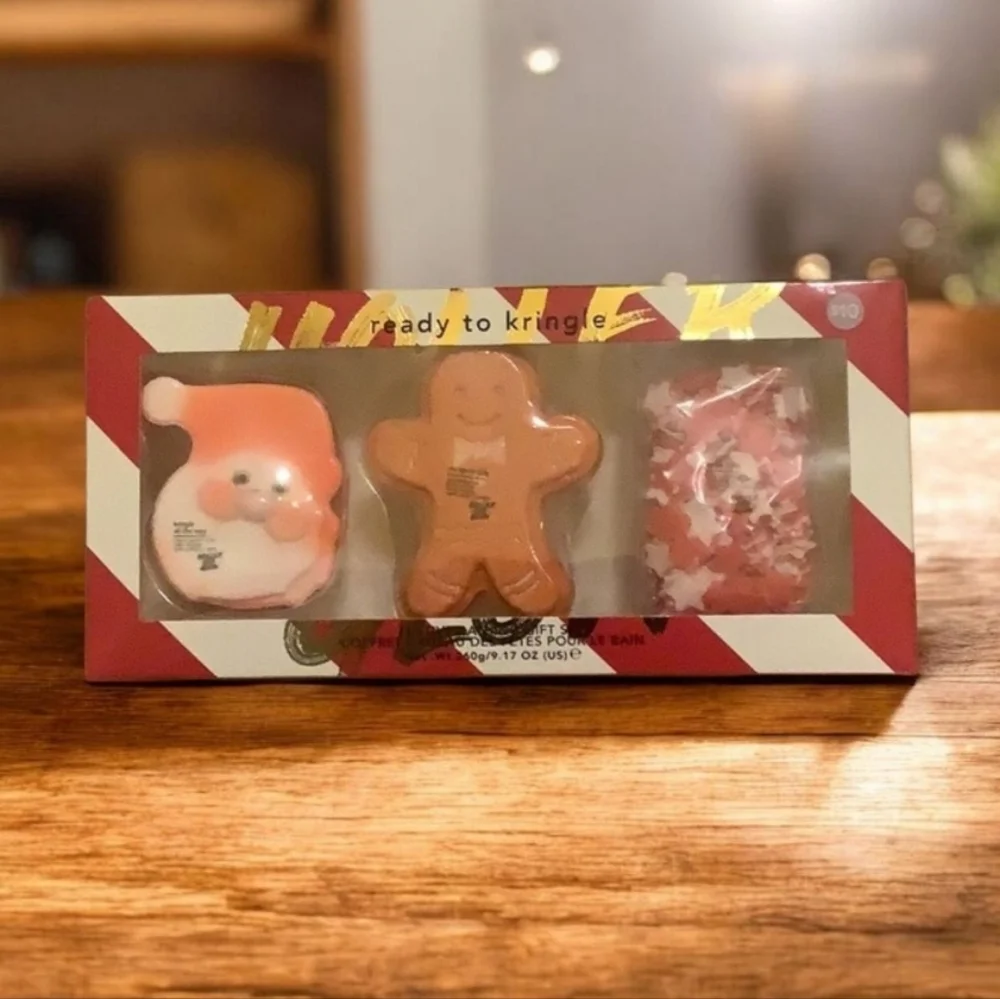 Ready to kringle gift box vested bathing gift set three-piece🎄🎄NEW nice